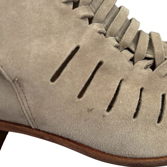 Sam Edelman Pierson Taupe Suede Woven Cutout Western Ankle Boots Size 6.5 - Picture 10 of 10